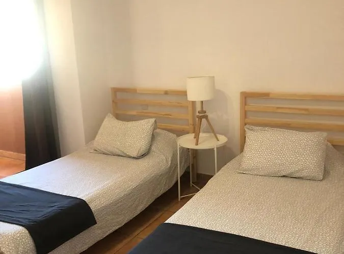 Center * קורלחו