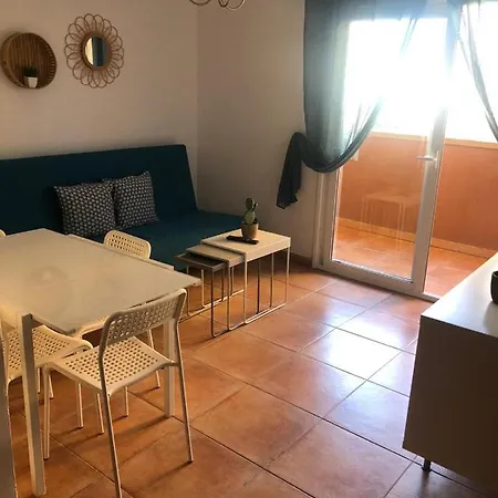 Center Apartment *